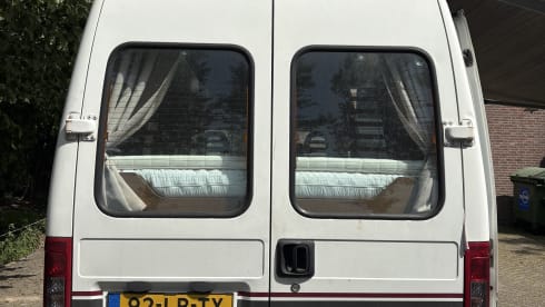 Hubble – 2p Fiat bus uit 2002