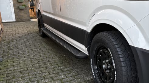 4p Volkswagen Crafter 2.0TDI custom build Off-road Full Electric 