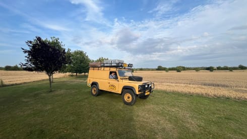 Drommedaris – 2p Land Rover rooftop uit 1985
