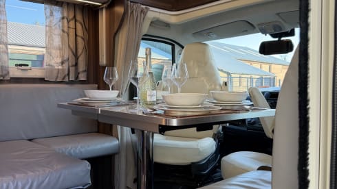 Ruby – Start your adventure with Ruby, our top of the range, luxury memory maker