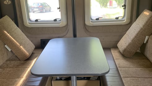 2 berth Vantage Sol from 2011 for ease of living on the road