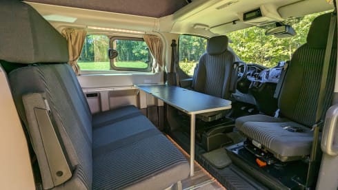 The Fugget – Reliable Ford Nugget, 69,000 km, urban camper, comfortable, complete
