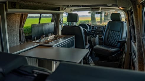 Volkswagen T5/6 5 person camper for rent