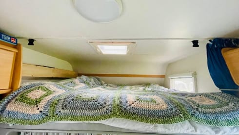 🌟 4p family camper with bunk beds and full of options🌟 . Freedom on wheels!