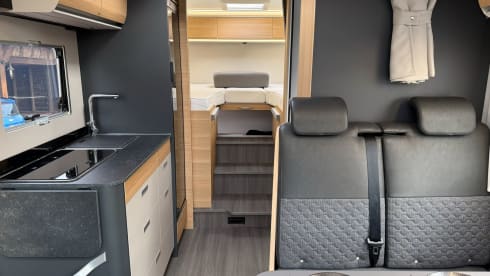 16. Adria Matric 670 SL de luxe pour 5 personnes