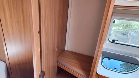 4p Weinsberg semi-integrated from 2016