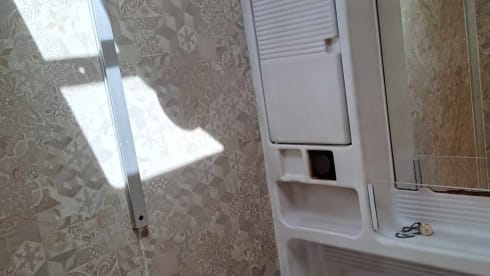 Tony's camper – Ford transit 2.5