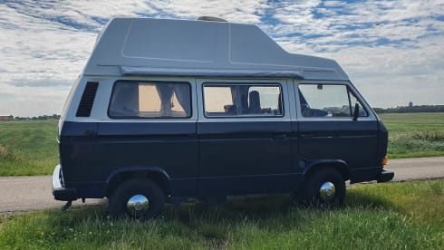 Rusty – Volkswagen T3 Westfalia (automatic), Retro