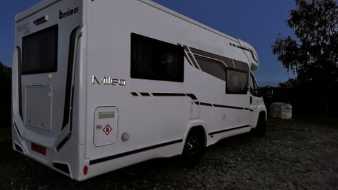 Millie – 4 berth Benimar 2017