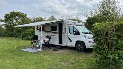 Blue Pepper – Weinsberg Pepper Nice compact camper (2020) for 2 people