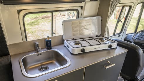 Leonardus – Leonardus - fire brigade camper Mercedes 4-p