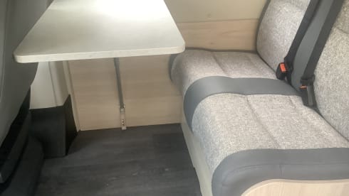  Autotrail Expedition 68 Pop Top 2/3/4 Berth