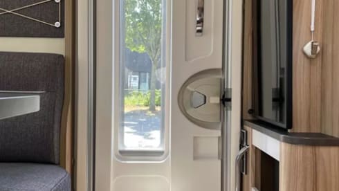 4p Hymer integrated from 2023