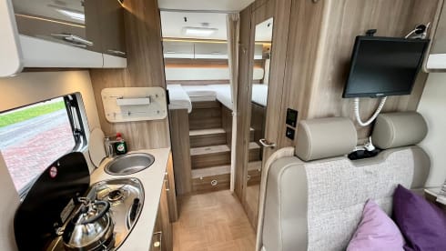 Romantic Luxury Camper – 2p LMC semi-integrated from 2020