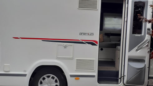 4p Challenger semi-integrated uit 2020