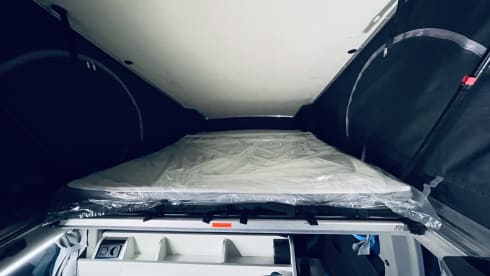 Vantura – Full option Ford Nugget plus Trail campervan 