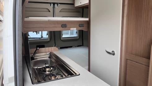 Libertad – For rent fully equipped 4-person bus camper from 2022 automatic