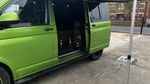 Eye-Catching 4 berth VW T5.1 Camper van 