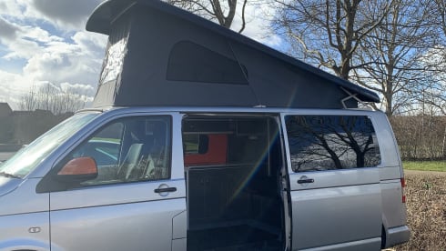 Max – Newly converted VW T5