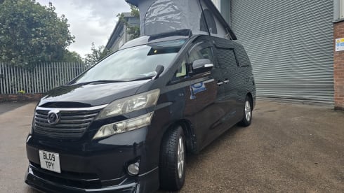 Ebony – 4 berth Toyota campervan from 2009