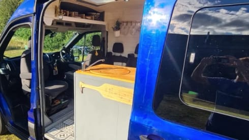 Big Bertha  – Einzigartiges Wohnmobil mit 3 Schlafplätzen