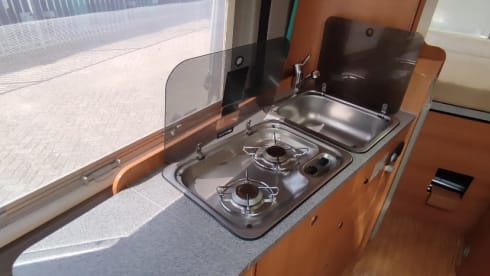 3p Pössl 2 Win luxury bus camper e bike carrier