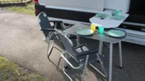 4p Volkswagen bus from 2020