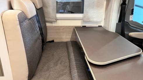 Fleur – Available for rent in Spain from October 1st: 3p Bürstner semi-integrated from 2024
