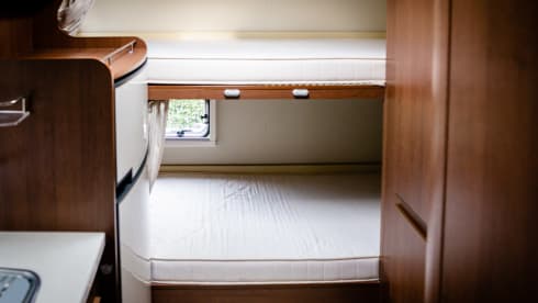 Spacious & comfortable family camper (2013)