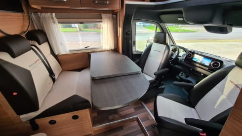 4p Knaus semi-integrated from 2022