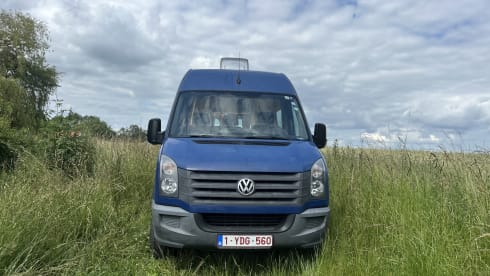ONA – 2-seater Volkswagen bus from 2011