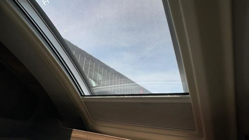 Nr. 39 – Rimor Super Brig 87, viel Komfort mit Standklima etc.