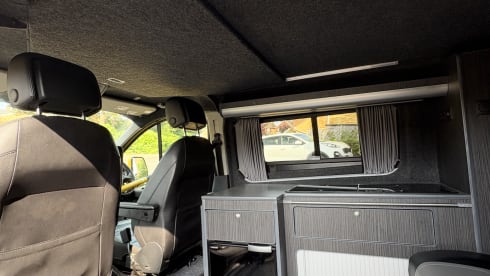 Bumble – Bumble the 4 birth campervan