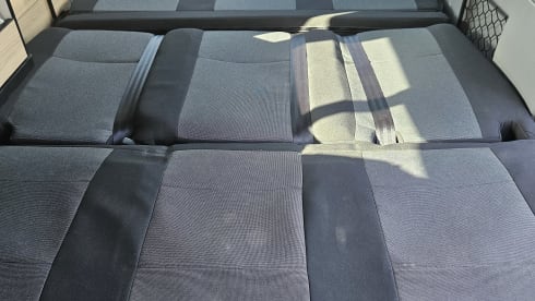 Gary – T6 Grey VW Campervan 2017