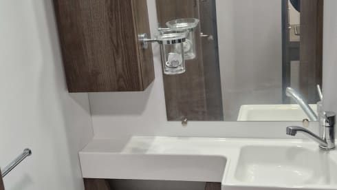 Yoshi – Benimar S 340 ES