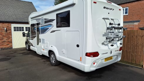 Swift Voyager motorhome (2023) fixed rear bed