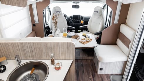 Brand new 2022 luxury Elnagh T-loft for 5 p