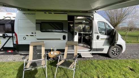 A'Laise – 2 volwassen+(1 kind)campervan 