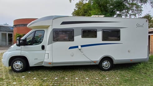 Onze Louis – 2p McLouis semi-integrated uit 2009