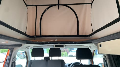 Van Tropez – New Conversion! Automatic VW Transporter w/5 seats