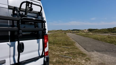 Atmospheric 4p Knaus Boxstar Family bus camper