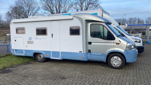 easy –  fantastic complete Bürstner semi-integrated.