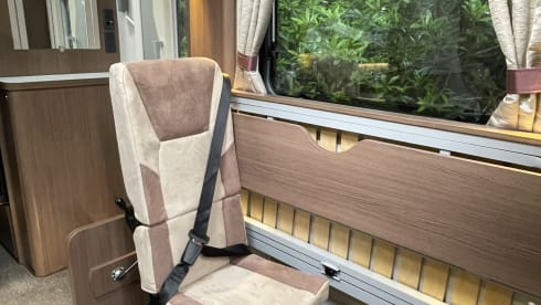 Big Berth-a – 4 berth Elddis Encore 255