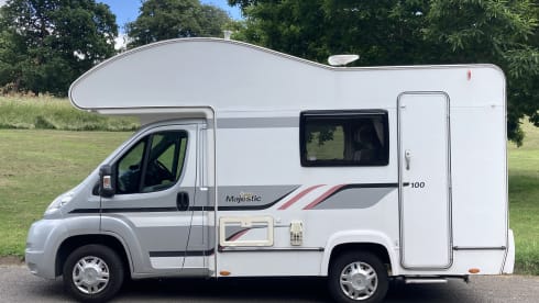 Elvis  – 2012 4 berth Elddis Majestic 100