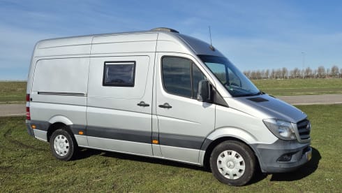 Gerda – 2-person/3-person Sprinter, also suitable for off-grid 