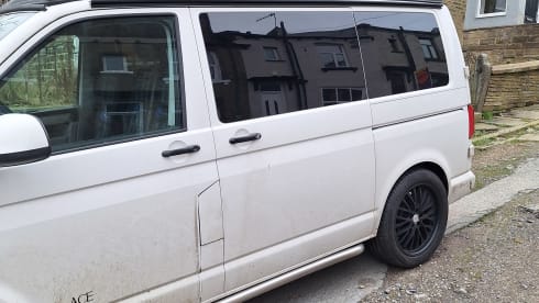 Van – 4 berth Volkswagen campervan from 2015