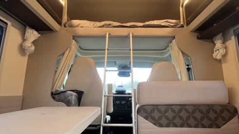 MotorSuite - MySuites – MotorSuite, 6 Berth - Fiat Seal 50