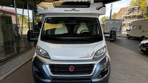 Genieten vol luxe !  – Geniet van alle luxe en gemak in deze prachtige familie camper 