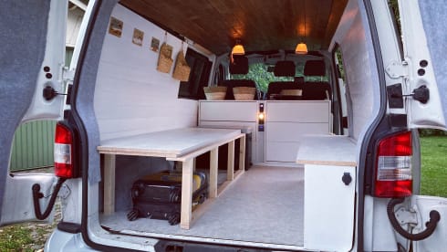 Bulli Ruby – Volkswagen T5 (2012) for 2 people