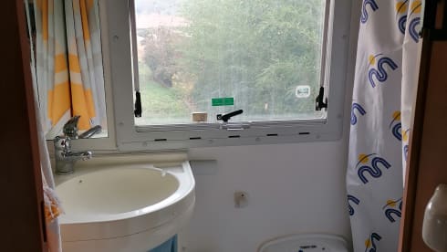 TATA – Miller Mansard Camper